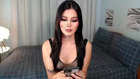 Snapshot of hottest_angel_4u chatting on June 2026 04:02:01 PM ZANDRA online show from June 2026 04:02:01 PM