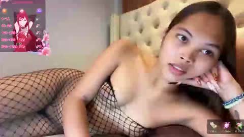 hottie_carlinexx online show from April 2026 06:00:02 AM