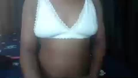 Ella online show from July 2026 09:42:01 PM