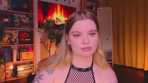 Snapshot of hottie_jane chatting on February 2026 09:46:02 PM Jane online show from February 2026 09:46:02 PM