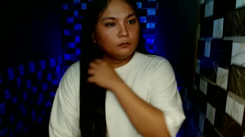 hottie_uzeah21 online show from June 2026 07:36:01 AM