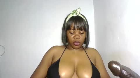 hotty_lora889 online show from March 2026 08:15:01 PM