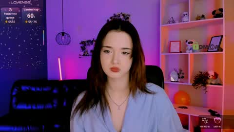 Snapshot of hottyvibess chatting on April 2026 07:07:01 PM your baby online show from April 2026 07:07:01 PM