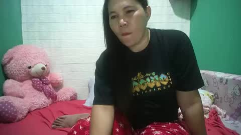 hotwetmommaxxx online show from December 2024 01:03:01 AM