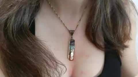 Hotwixx online show from April 2026 08:17:01 AM