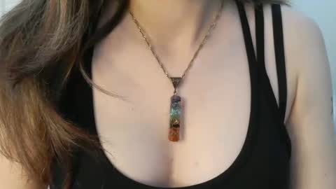 Hotwixx online show from April 2026 03:42:01 PM