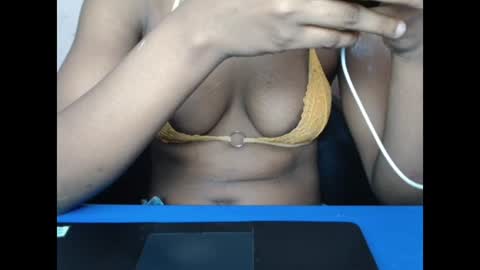 hotxxebony online show from April 2026 11:57:02 PM