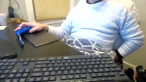 hoverday online show from March 2026 04:26:01 AM