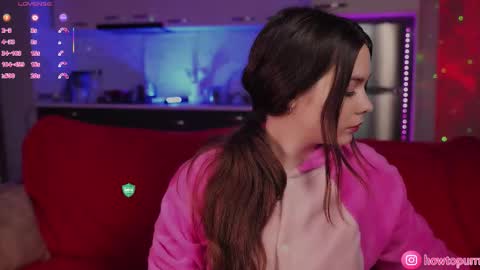 Mia online show from January 2026 05:18:01 PM