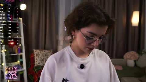 Diane online show from April 2026 07:21:02 PM