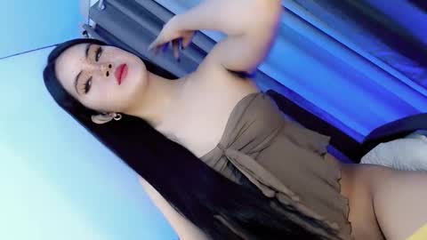 Yhanie online show from April 2026 10:40:02 PM