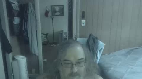 lonely huggy bear online show from March 2026 03:04:02 PM