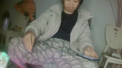 hujiajia520321431 online show from February 2026 09:07:01 PM