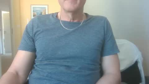 hundeleine online show from April 2026 07:14:01 AM