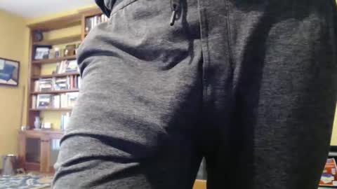 Big uncut cock dripping online show from February 2026 12:29:02 AM