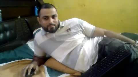 hunkster102 online show from September 2025 03:11:01 PM