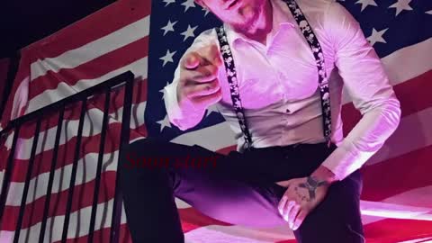Snapshot of hunkytime chatting on May 2026 01:07:02 PM I AM NOT A DIRECTOR I AM THE BOSS KINGDADDYSIRSTR8ALPHAMASTER online show from May 2026 01:07:02 PM