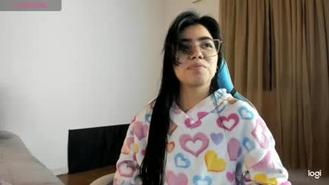 Elizabeth online show from July 2026 03:37:01 AM