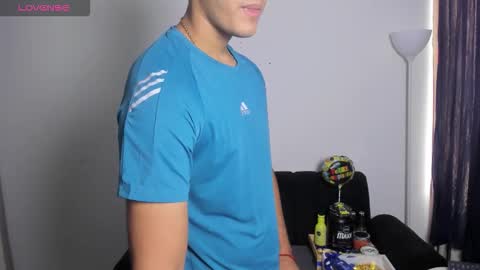 Dylan  independent model  online show from March 2026 01:39:02 PM