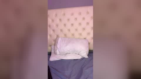 iamgigy online show from April 2026 01:58:02 PM