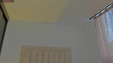 Juliiiiian online show from November 2025 11:57:02 AM