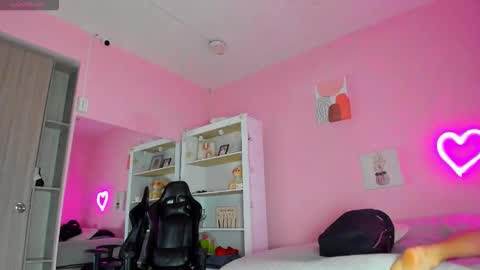 IAN CASTILLO online show from September 2025 11:10:01 AM