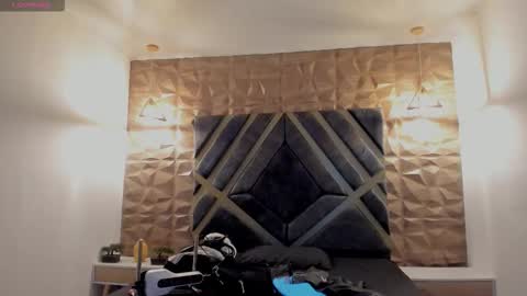 IAN CASTILLO online show from February 2026 11:10:01 AM