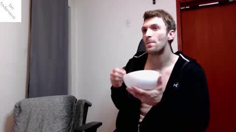 Ian Andersson online show from February 2025 04:47:01 AM