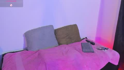 Ian Lark online show from April 2026 01:33:01 AM