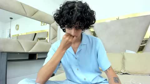 ibratxandy online show from November 2025 07:24:02 PM