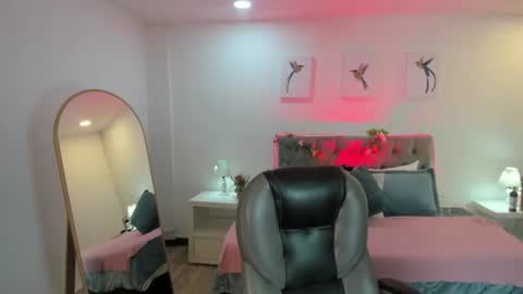 Snapshot of icysweetcam chatting on June 2026 11:47:02 AM Icy online show from June 2026 11:47:02 AM