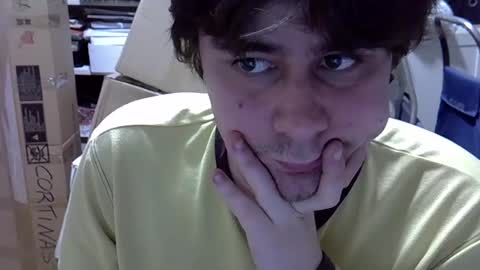 Snapshot of idkwhattowatch chatting on December 2024 10:41:02 PM idkwhattowatch online show from December 2024 10:41:02 PM