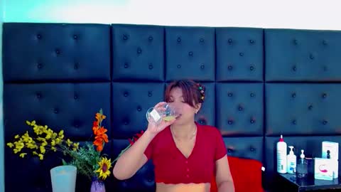 Snapshot of iisalombardi chatting on February 2026 03:55:02 AM iisalombardi online show from February 2026 03:55:02 AM