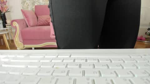 Snapshot of illegal_lorry chatting on May 2026 05:03:02 AM illegal_lorry online show from May 2026 05:03:02 AM