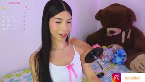 Snapshot of im__isabella chatting on May 2026 02:51:02 AM Isa Vasquez online show from May 2026 02:51:02 AM