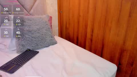 Manu  online show from December 2025 12:03:02 PM