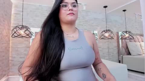 im mou  online show from February 2025 03:43:02 PM