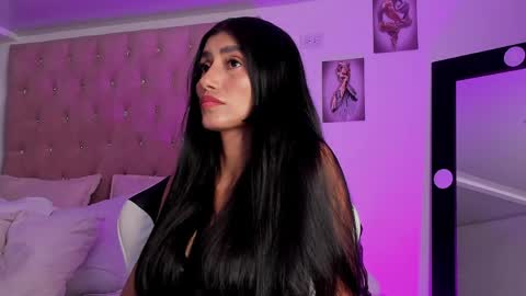 imtami04 online show from April 2026 09:18:02 PM