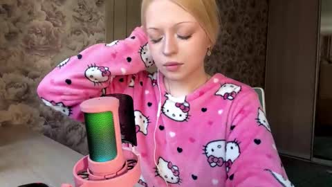 Lola online show from March 2026 10:42:01 AM