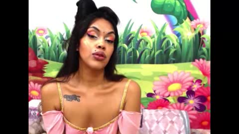 Lia online show from November 2025 11:21:01 AM