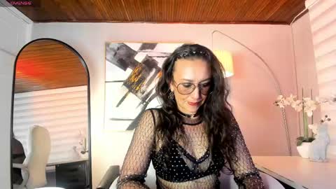 Indigo Wild  online show from May 2026 12:16:01 AM