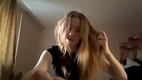 Sofia online show from March 2026 02:10:02 PM