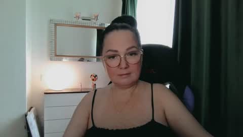 Snapshot of infinity_loveliness chatting on July 2026 08:17:02 AM Infinity online show from July 2026 08:17:02 AM