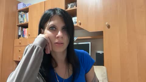 Snapshot of injaathome chatting on June 2026 09:40:01 PM InjaAtHome online show from June 2026 09:40:01 PM
