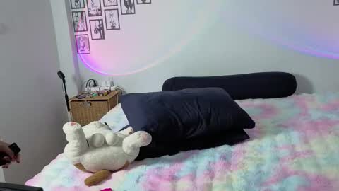 inkymiki online show from January 2026 10:30:02 PM