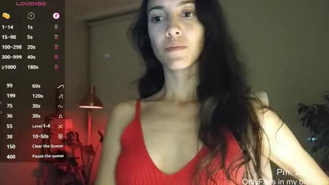 Snapshot of innocentlatiina chatting on May 2026 11:57:01 PM Laroa online show from May 2026 11:57:01 PM