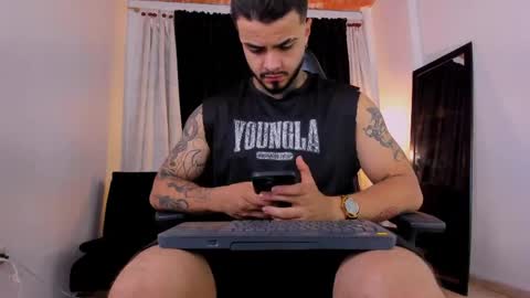 Brayan Chavez online show from April 2026 02:45:02 AM