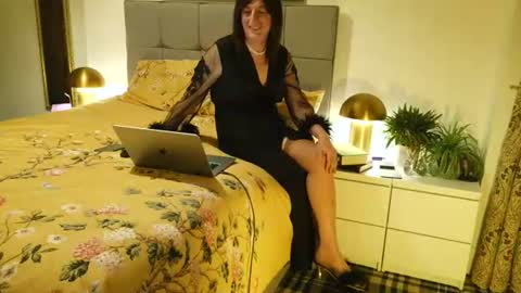 Irena Adler online show from July 2026 11:31:01 PM