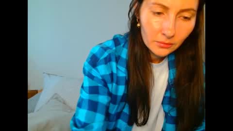 Snapshot of irina9793 chatting on January 2026 09:23:02 AM irina online show from January 2026 09:23:02 AM