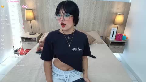 Iris online show from February 2026 07:42:02 PM